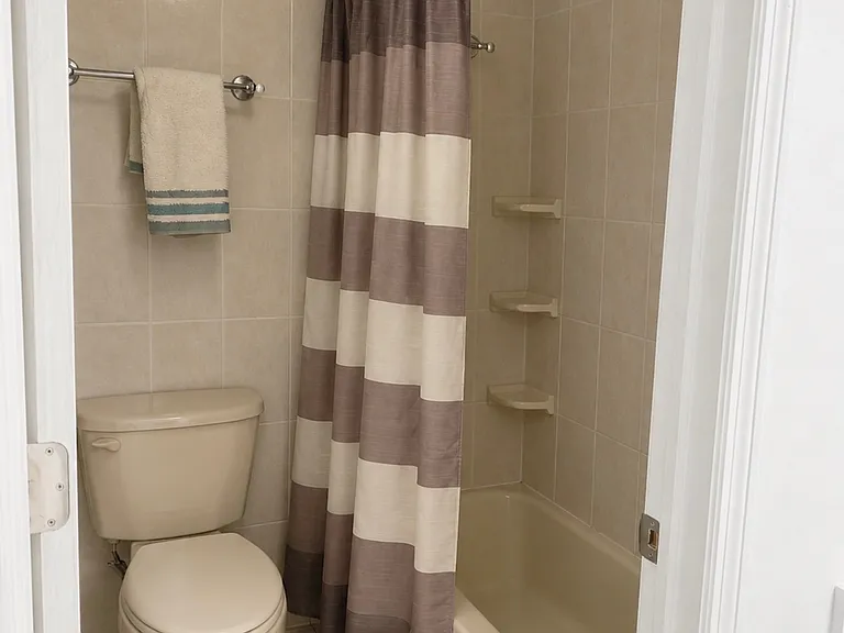 6960 NW 173rd Dr — Photo 10