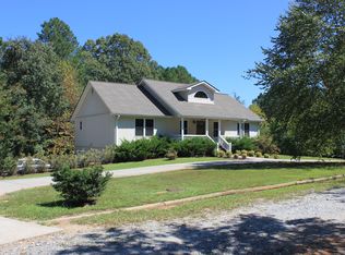 54 Yellow Bird Dr, Blue Ridge, GA 30513