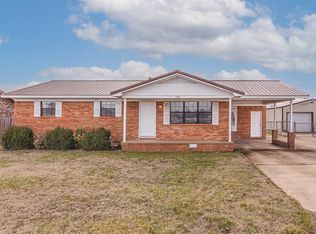 1313 Holly St, Walnut Ridge, AR 72476