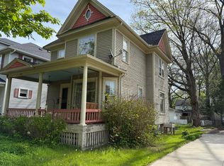 210 N Kalamazoo Ave, Marshall, MI 49068
