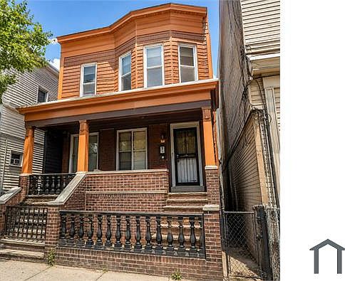 2nd image of 2342 Crotona Ave