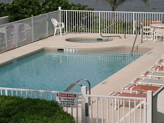 Heated Pool-Hot Tub