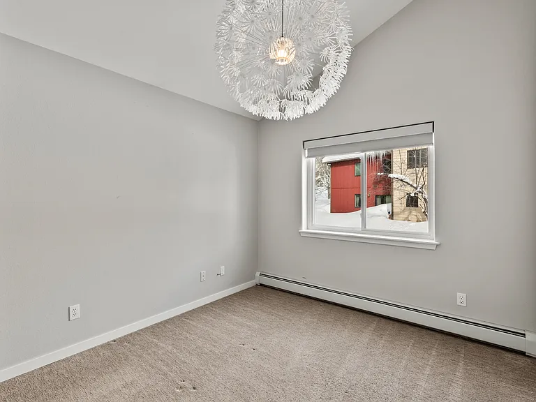3450 Sunburst Ct — Photo 23