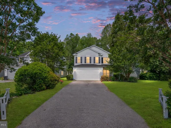 145 12th St, Colonial Beach, VA 22443