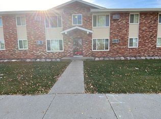 7501 W Green Tree Rd #6, Milwaukee, WI 53223