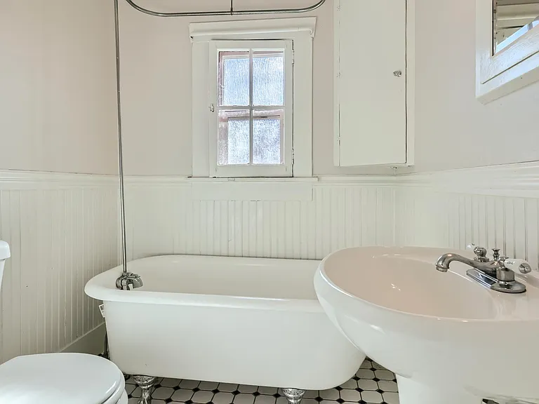 108 E Ellsworth Ave #2W — Photo 8