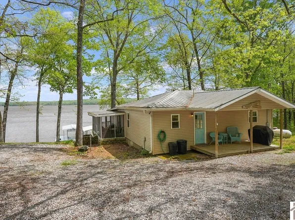 358 Navigator Dr, Murray, KY 42071