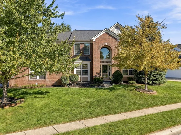 12391 Brandamore Ln, Fishers, IN 46038