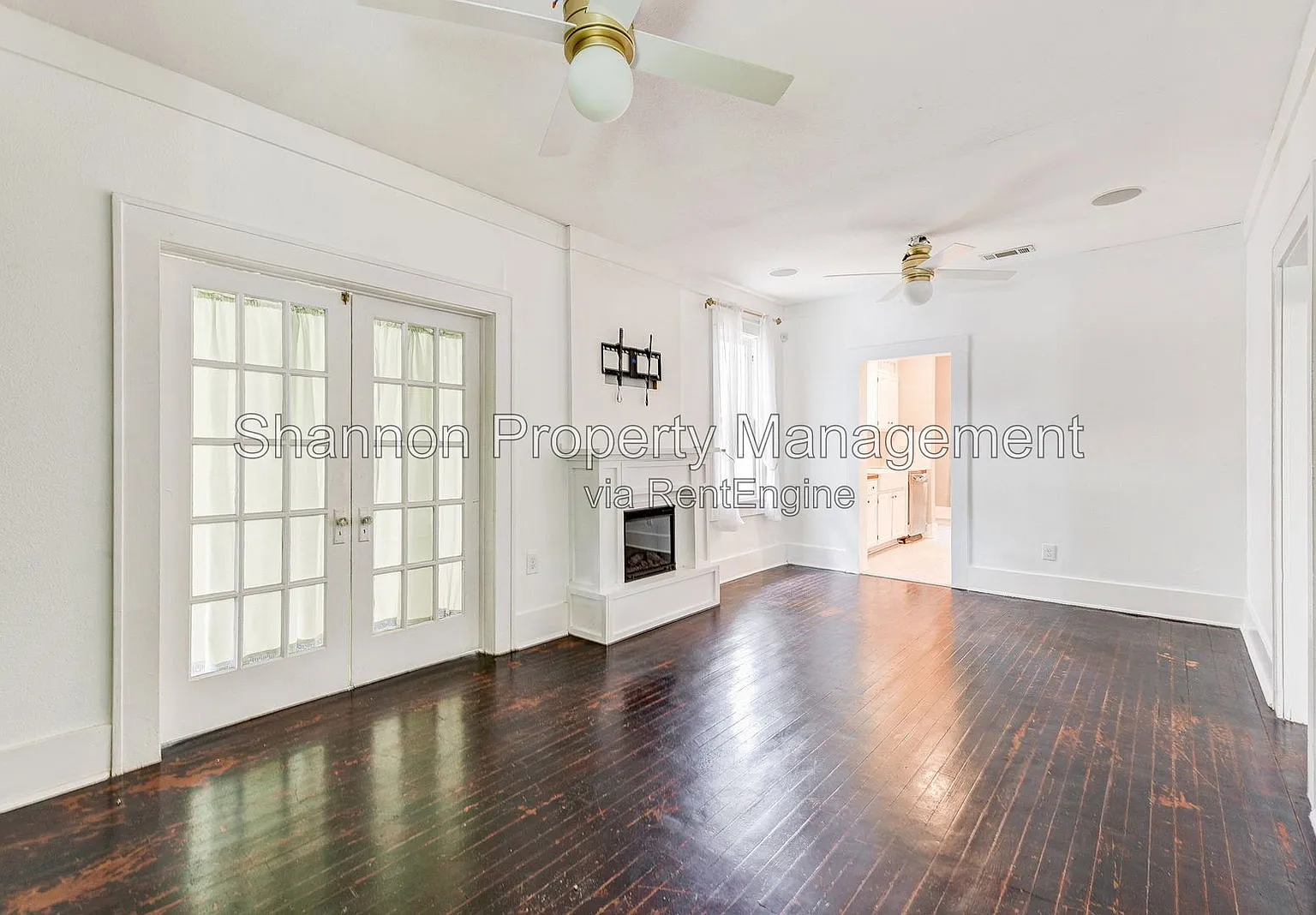 2 bed, 2.0 bath, 1054 sqft, $2,625 — Photo 4