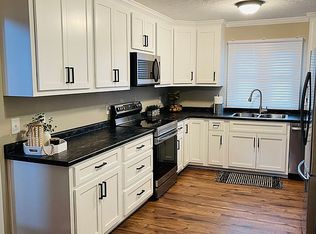 12 Craftway Dr, Hawkinsville, GA