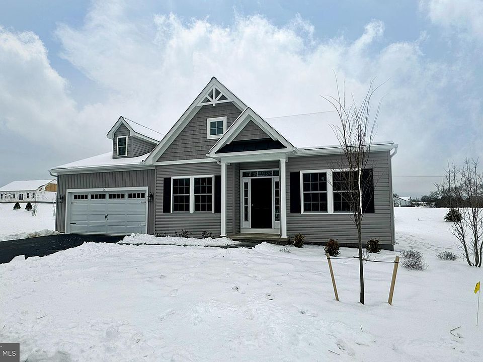 1st image of 262 Buckingham St Lot 94