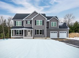 33 Cassidy Trl, Coventry, RI 02816