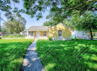 711 S 7th St, Baytown, TX 77520