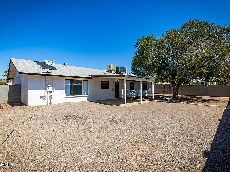855 E Viola St — Photo 62