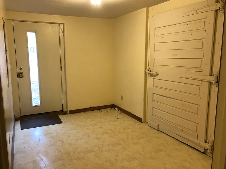 509 Central Ave #2 — Photo 4