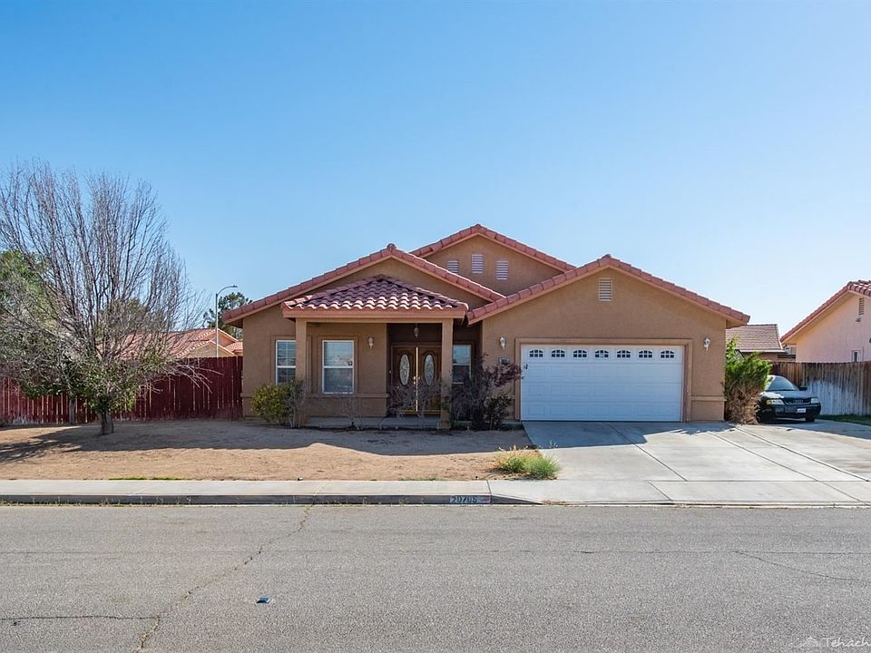 1st image of 20795 W Lake Dr