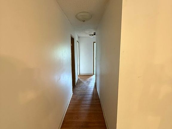 5th image of 4521 Lauesen Ave #A
