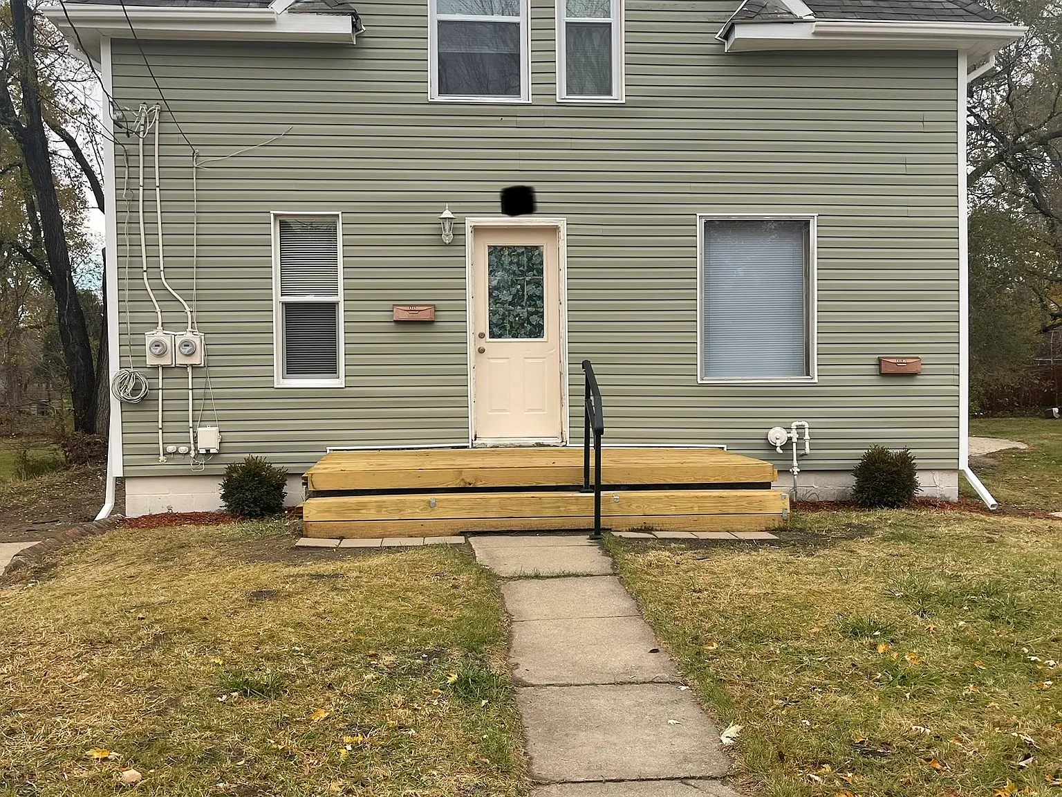 2 bed, $675 — Photo 1
