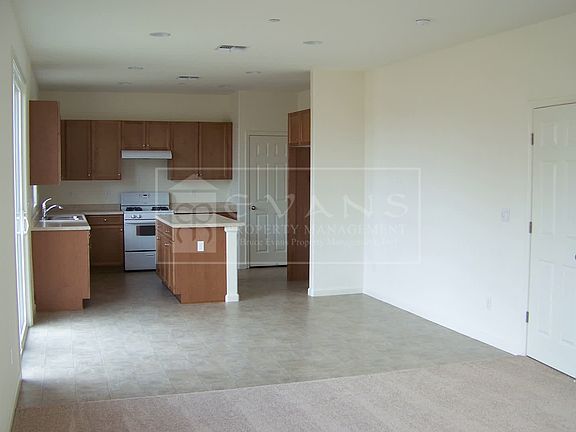 4th image of 2346 W Sedona Ave