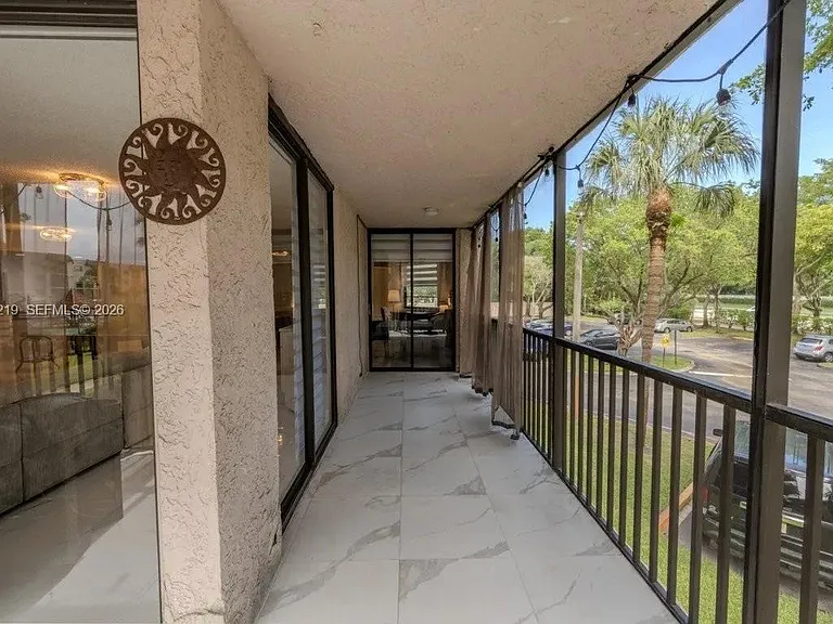 10451 W Broward Blvd #201 — Photo 27