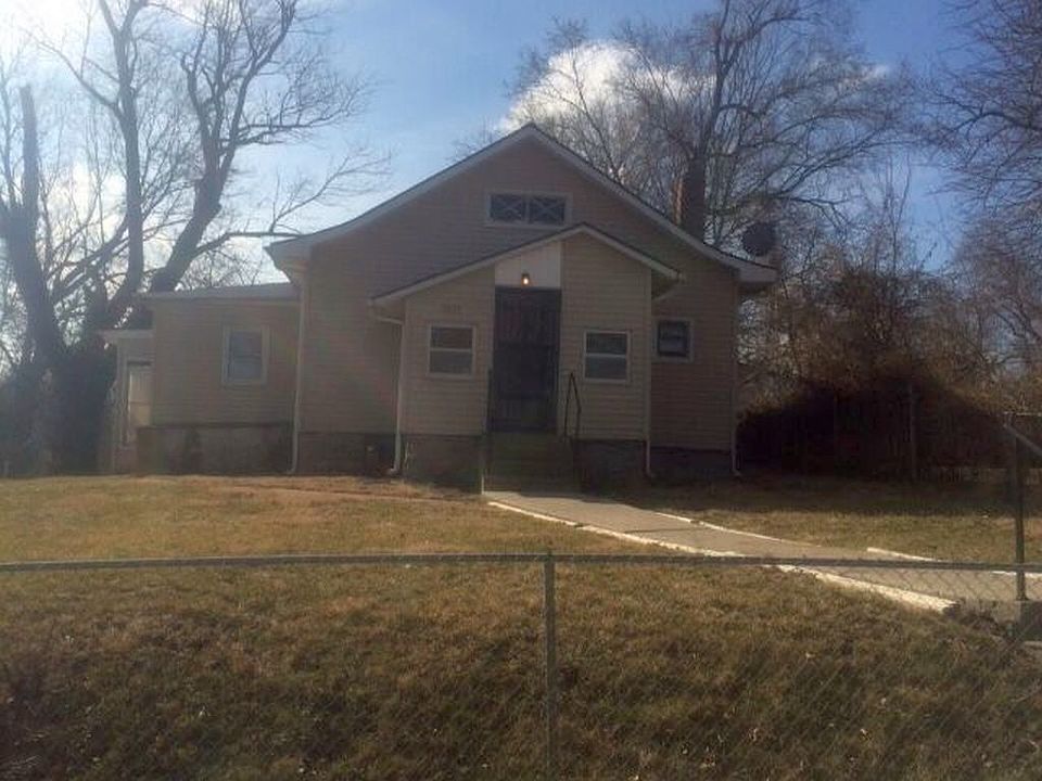 1st image of 3825 E 60th St