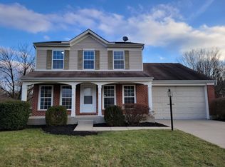 1387 Meadowood Dr, Amelia, OH 45102