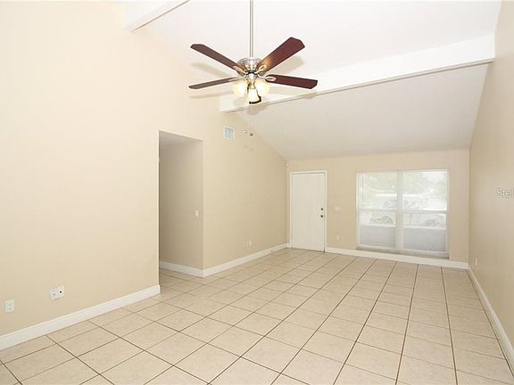 3rd image of 11406 Haymarket Ct