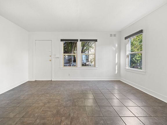 5th image of 1816 Carleton St APT F