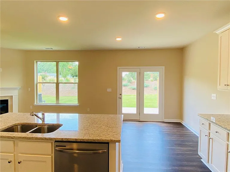 3681 Prospect Point Dr — Photo 10