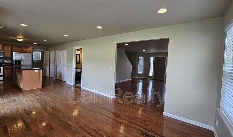 7813 S Parway Ln — Photo 4