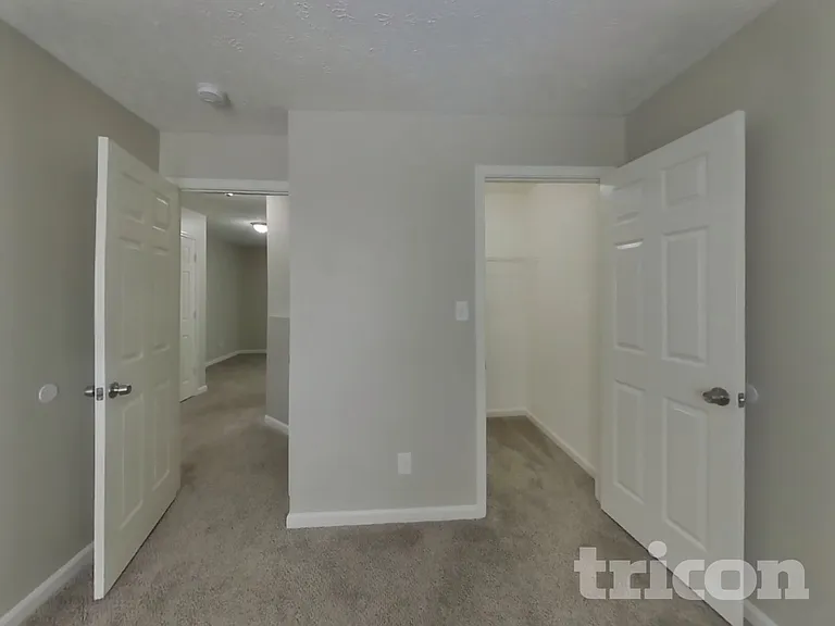 6536 Frankenberger Dr — Photo 10