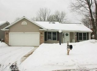 9534 Sebring Dr, Portage, MI 49002