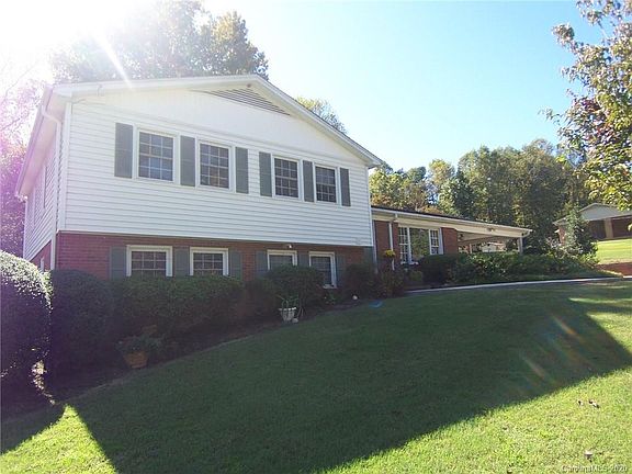 2nd image of 707 Hanover Dr