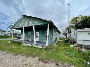 305 E Main St, Lockport, LA 70374