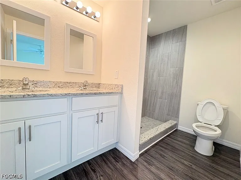 7002 Waldo Cir — Photo 5