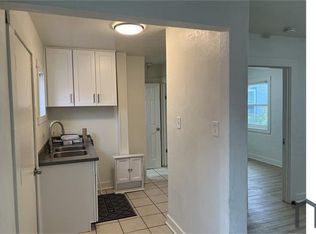 1709 W 25th St APT 3, Long Beach, CA 90810