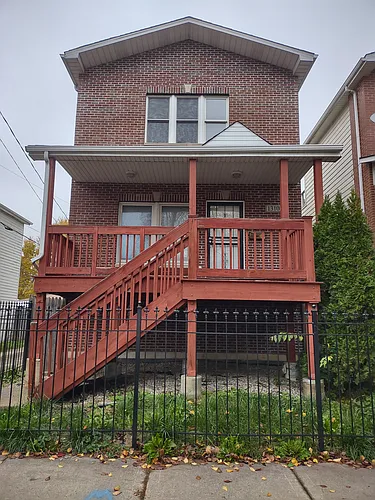 1310 W 52nd St Photo 1