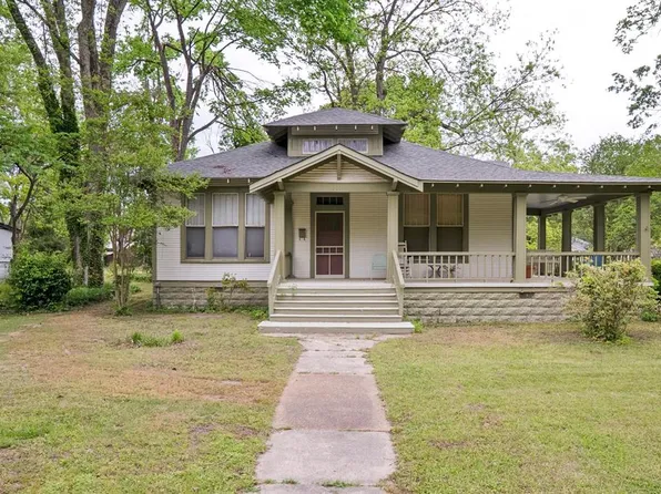 197 West St, Batesville, MS 38606