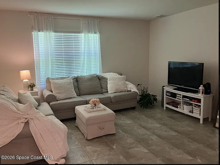 600 Forest Trace Cir — Photo 4
