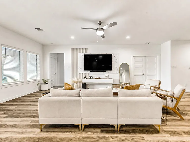 3238 Derry Hill Dr — Photo 12