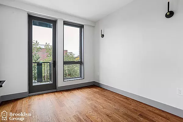 1894 De Kalb Ave #2A — Photo 5