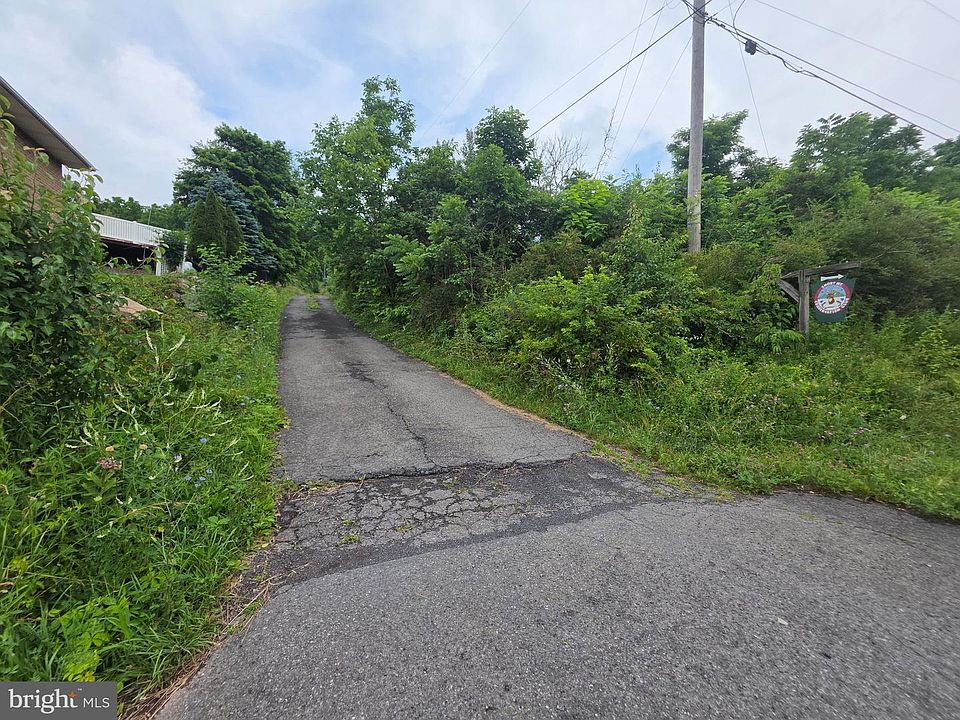 1st image of 5 Sunshine Ln