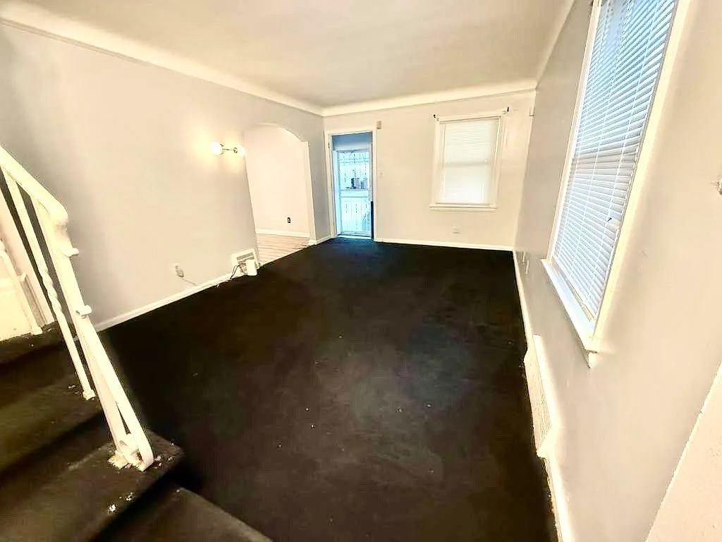 2 bed, 1276 sqft, $1,100 — Photo 3