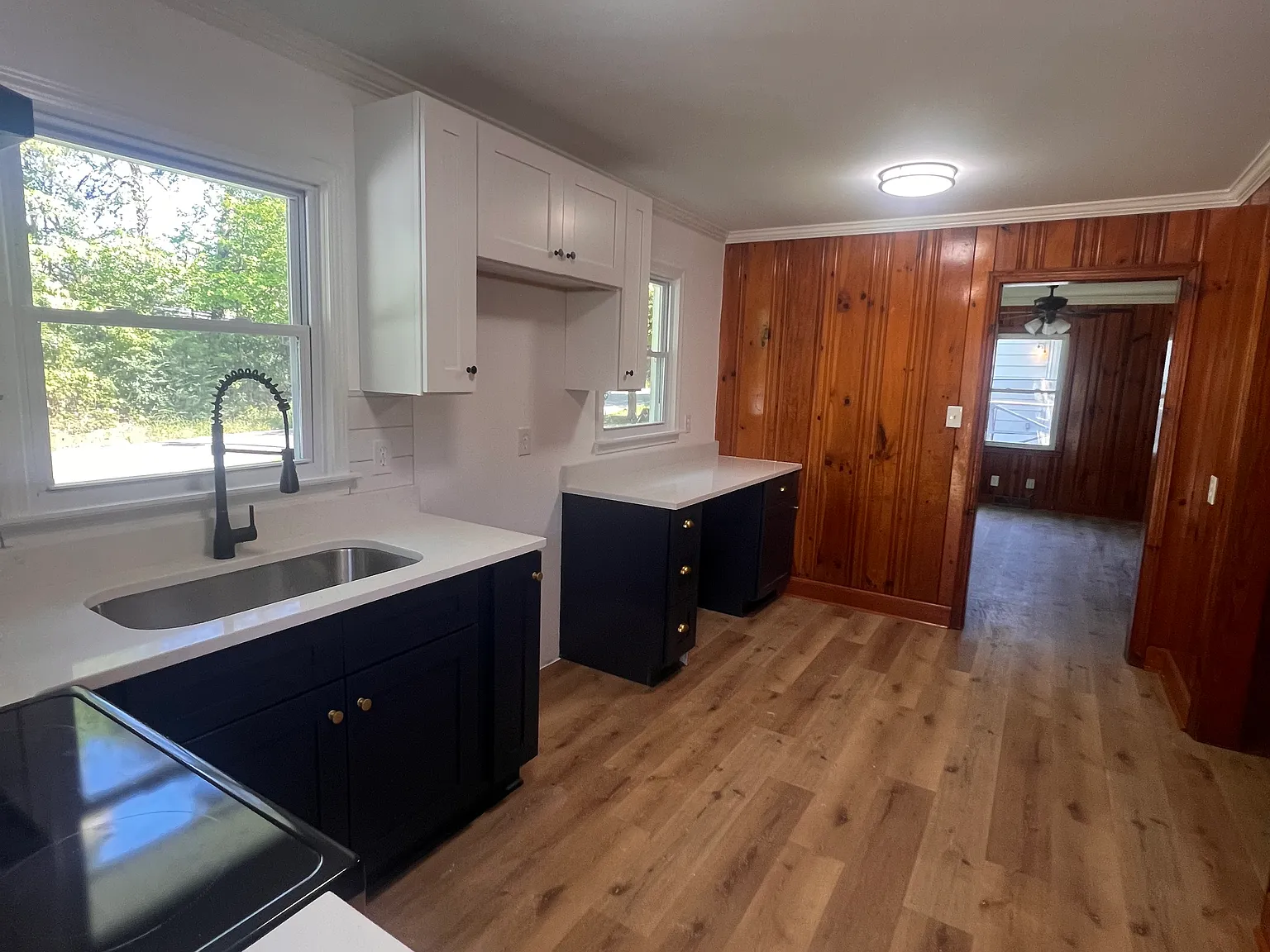 3 bed, 1000 sqft, $1,500 — Photo 4