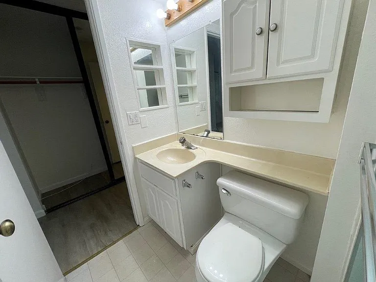 472 Lancaster Ln — Photo 19