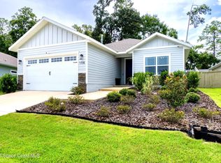 1735 SW 70th Cir, Gainesville, FL 32607