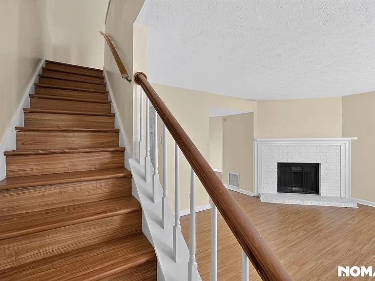 1028 Jeanette Ln — Photo 17