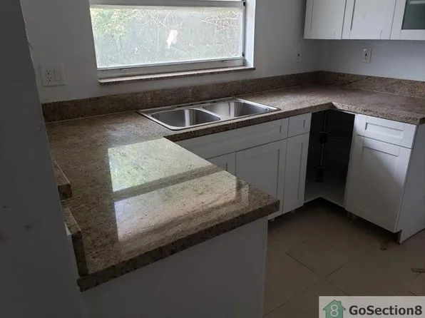 2776 NW 131st St, Opa Locka, FL 33054