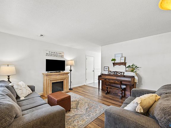 4th image of 14013 Graylynn Dr SW