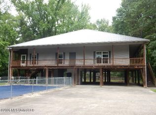 346 Old Foxworth Rd, Columbia, MS 39429